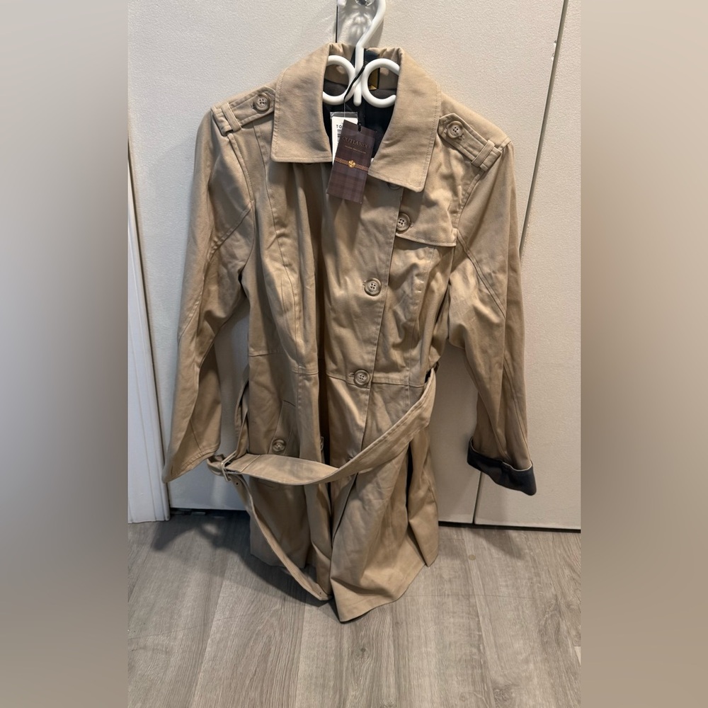 Torrid Outlander Trench Coat. Size 2X. NWT